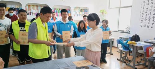 用心感恩，讓愛(ài)更傳遞 青島科技大學(xué)海洋學(xué)院“小浪花”志愿服務(wù)隊(duì)開(kāi)展信息技術(shù)咨詢服務(wù)活動(dòng)